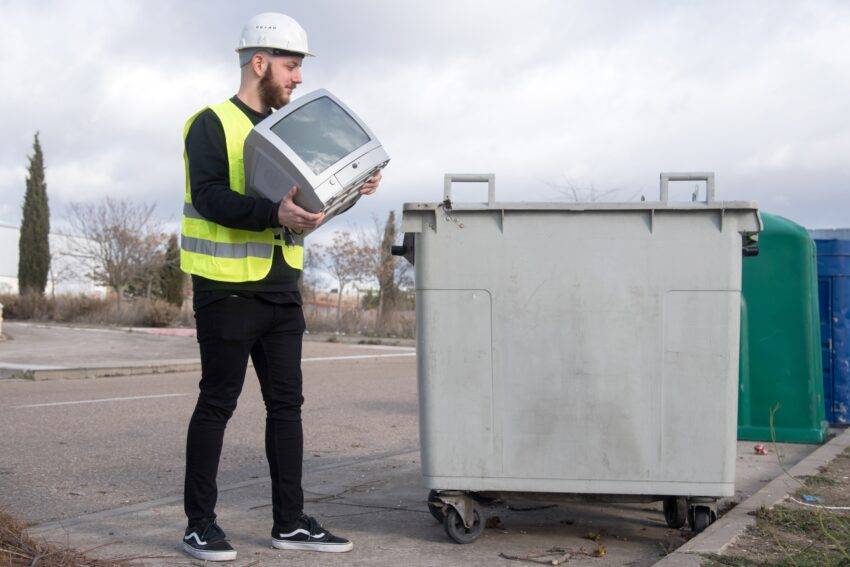 British households will benefit from improved routes for recycling electronic goods from 2026, under government plans to have producers and retailers pay for household and in-store collections.